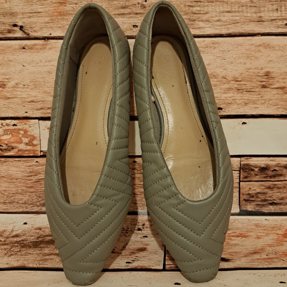 H&M sage green quilted flats